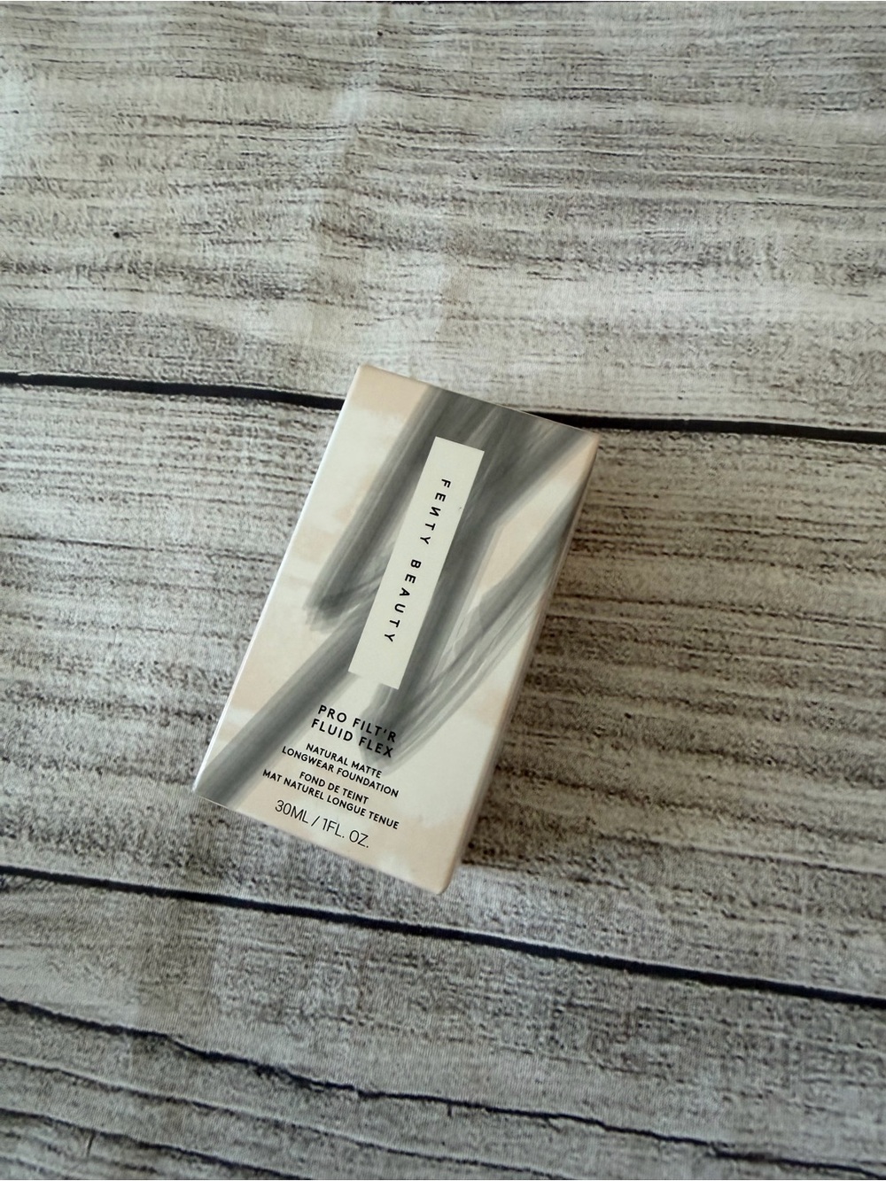 FENTY BEAUTY Pro Filt'r Fluid Flex Foundation - 146 N